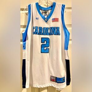 Colosseum  Men’s Size Medium North Carolina Tar Heels Basketball Jersey #2 90s